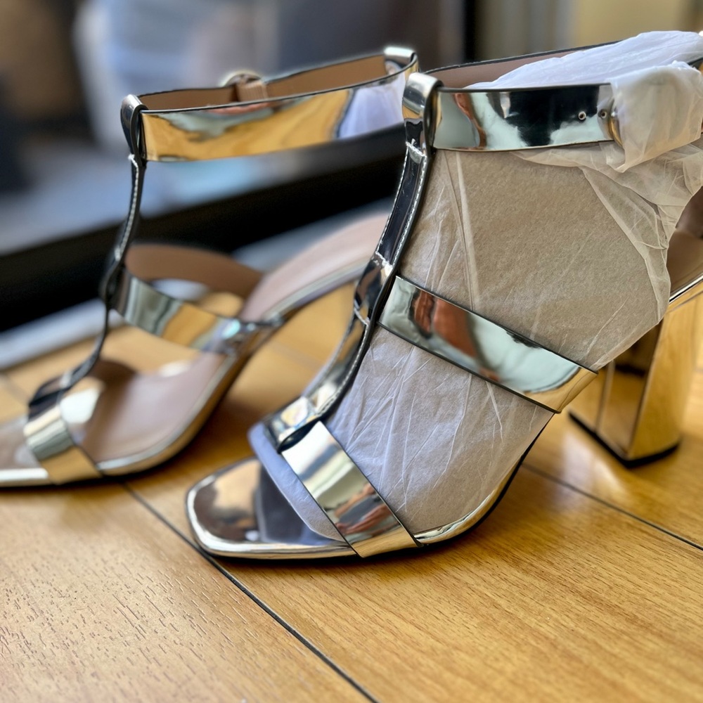 Banana Republic heels